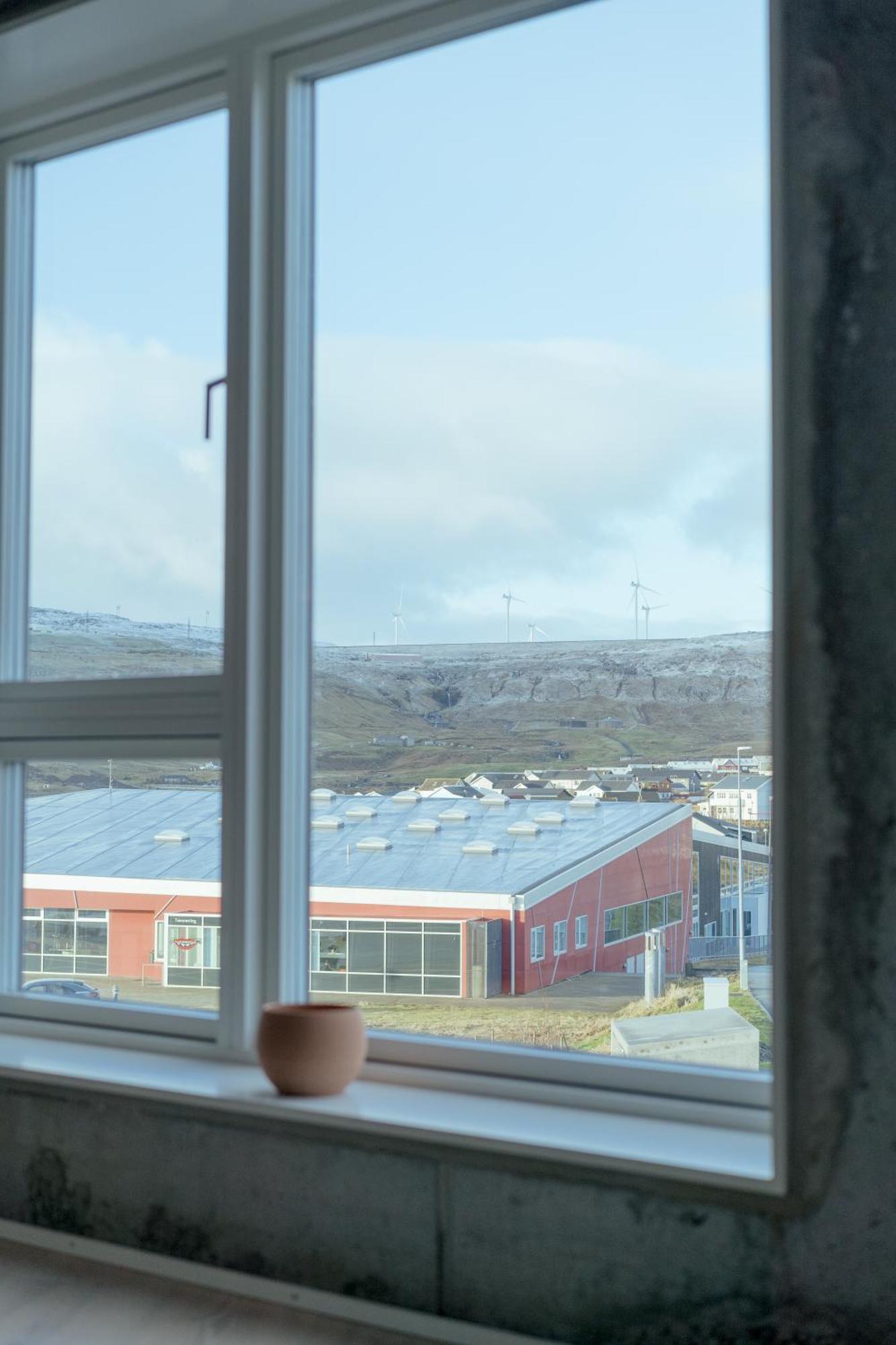 New 2 Bedroom Apt - Ocean And Mountain View Tórshavn Esterno foto