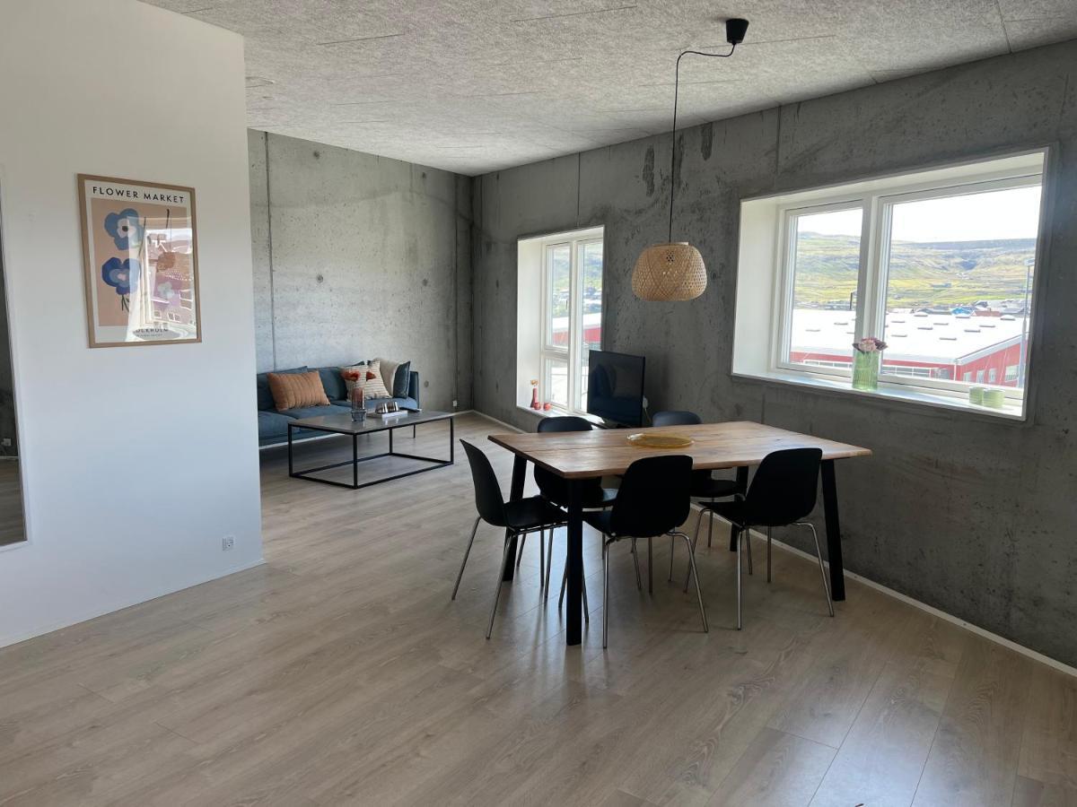 New 2 Bedroom Apt - Ocean And Mountain View Tórshavn Esterno foto